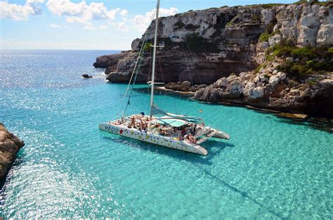 Sailing the Mediterranean in Style: A Magic Catamaran Experience in Palma